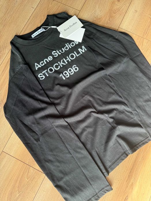 Acne Studios Black Longlseeve Size M