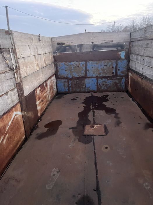 Продам бортовий кузов камаз