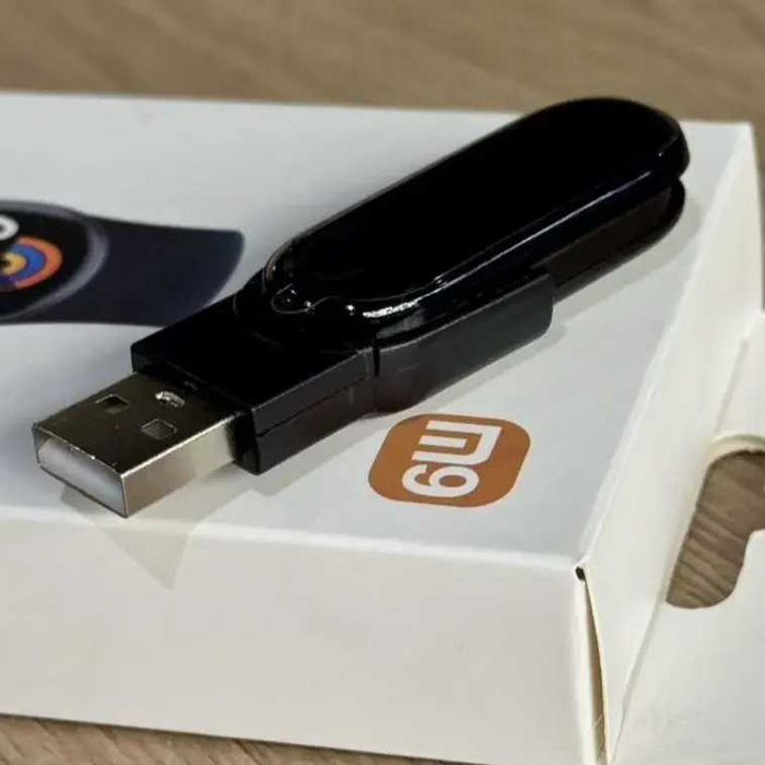 Фитнес браслет Xiaomi Mi Band 9