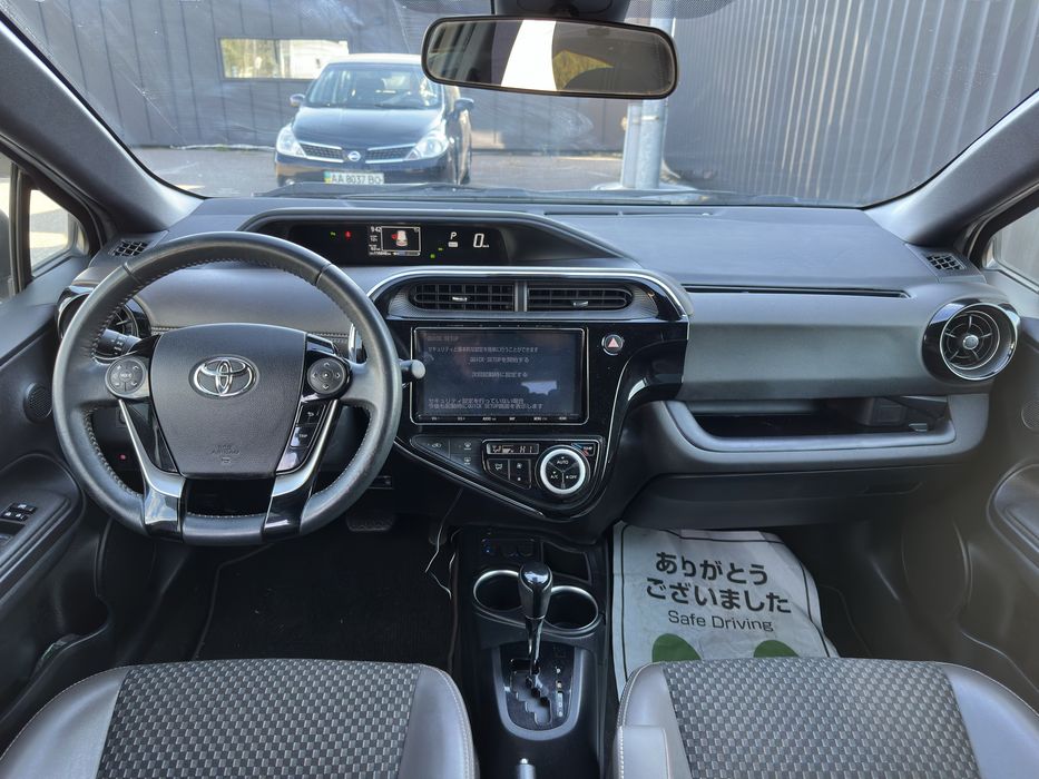 4л/100 км! Toyota AQUA 1.5 гібрид CROSSOVER 2019 рік 13800$