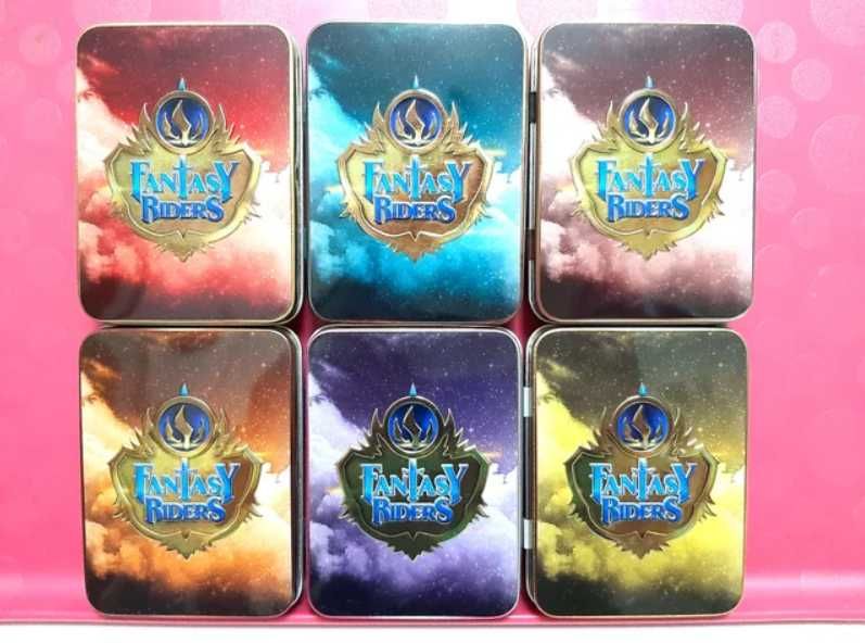 Display Coleção 6 Latas Panini Fantasy Riders 2018