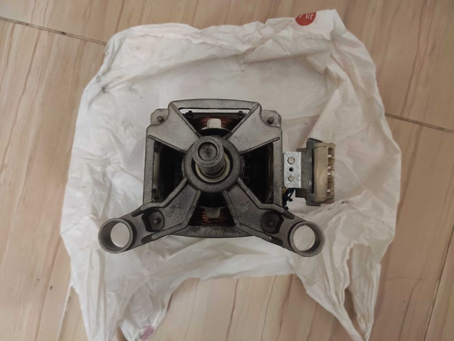 Продам двигун до пральної машини GORENJE W640 3/S