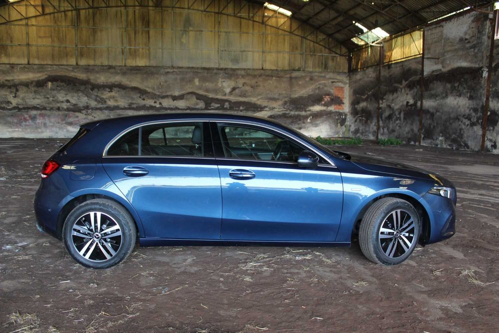 Mercedes-Benz A250 e Style Plus