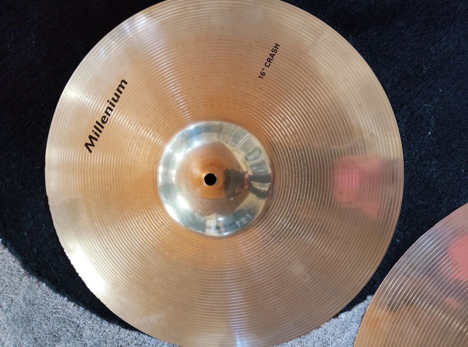Pratos Millenium Brass Cymbal Set Standard