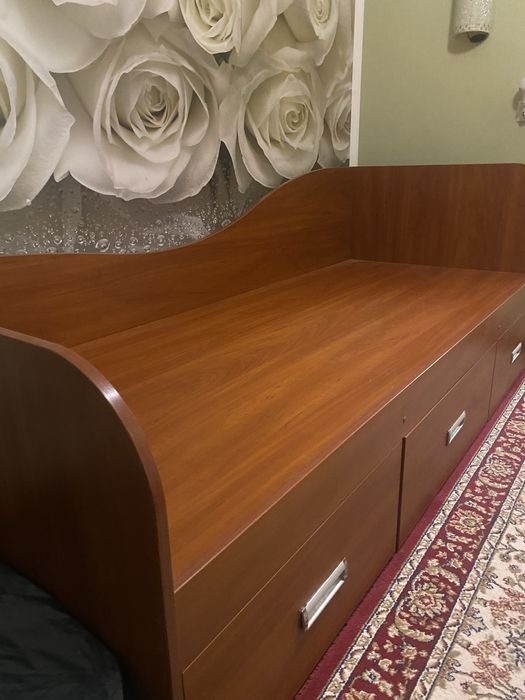 Ліжко односпальне 2.0*0.9