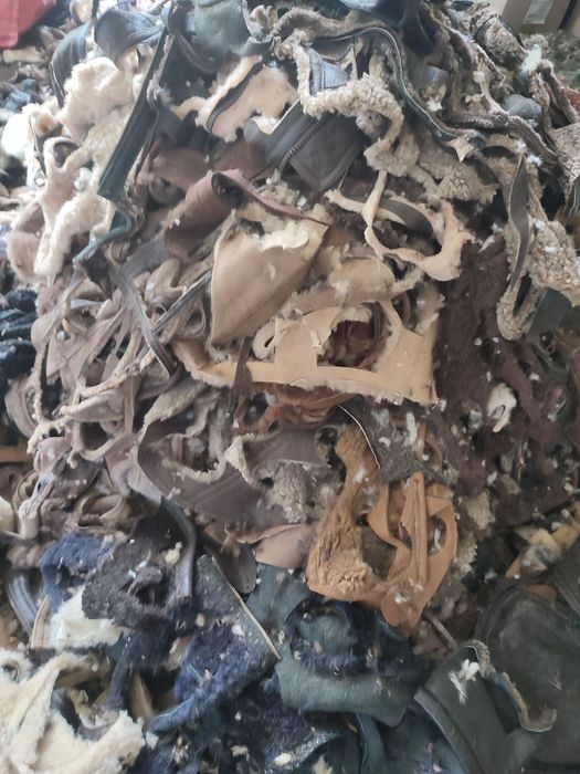 Віддам відходи від дубльонки(шкіри)! Доставлю фасоване а мішках.