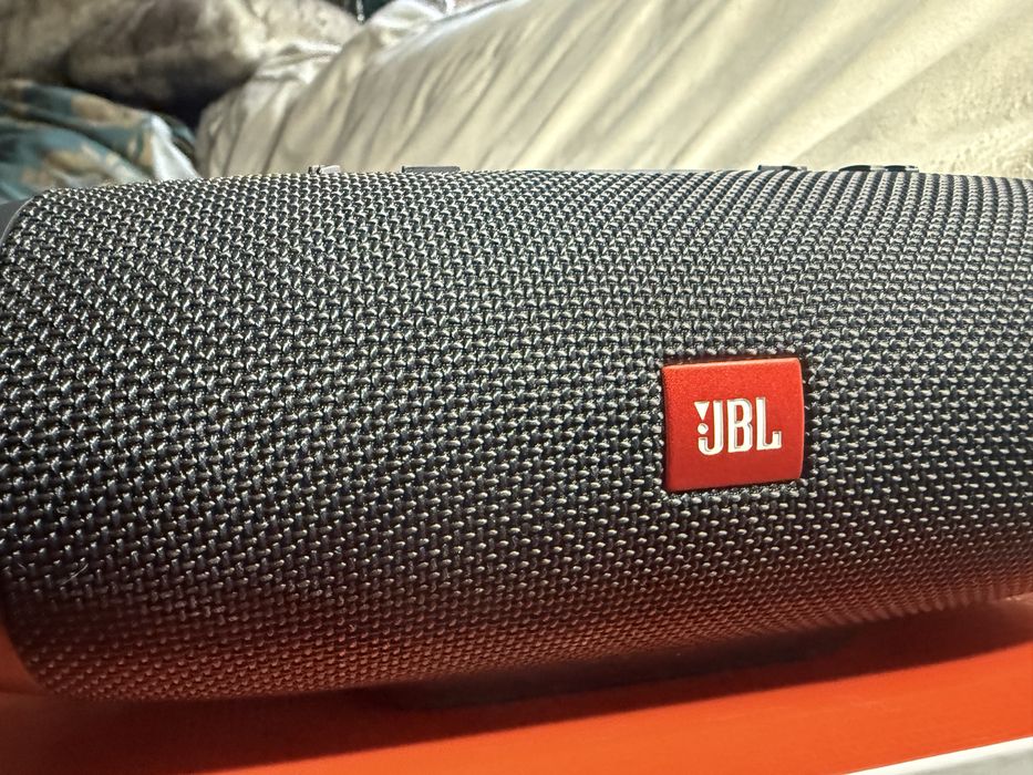 Glosnik jbl charge 3