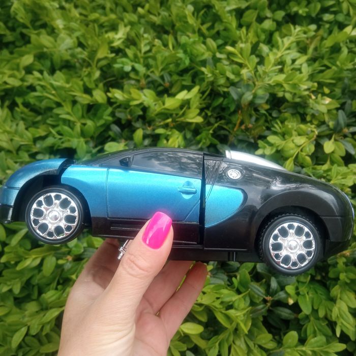 Робот трансформер Bugatti б у