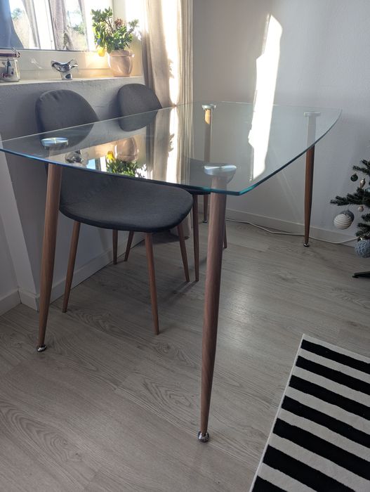 Mesa Vidro com 4 Cadeiras