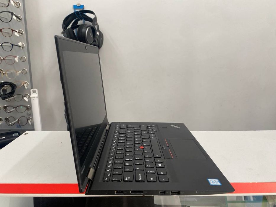 Ноутбук Lenovo ThinkPad X1 Carbon
