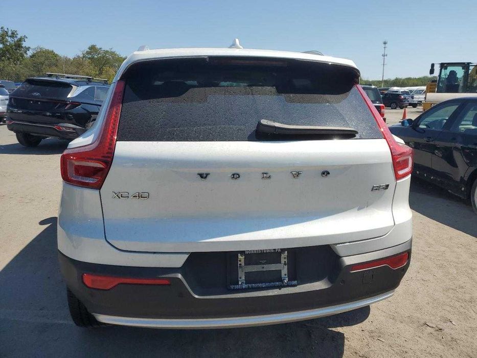 VOLVO XC40 | Бампер передній / задній Запчастини Розборка