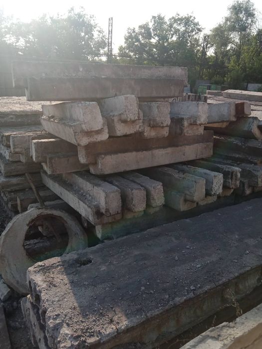 Ригеля ,балки длиной 2,80метра.