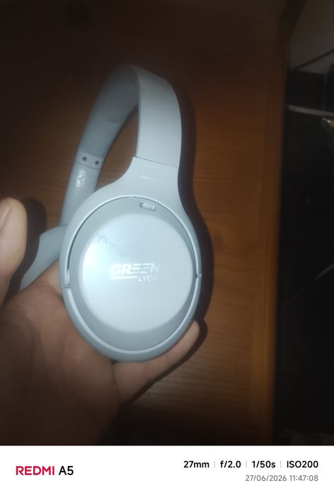 Fones bluetooth a trabalhar sem problemas  com carregador