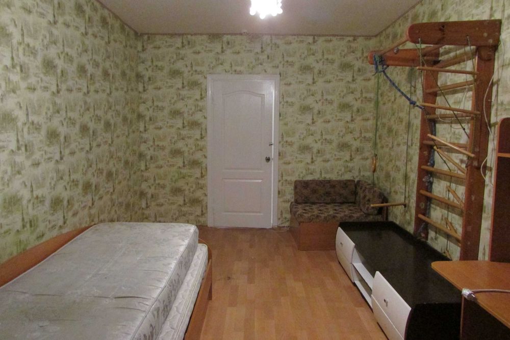 Квартира для великої родини. вул. Милославська, 8