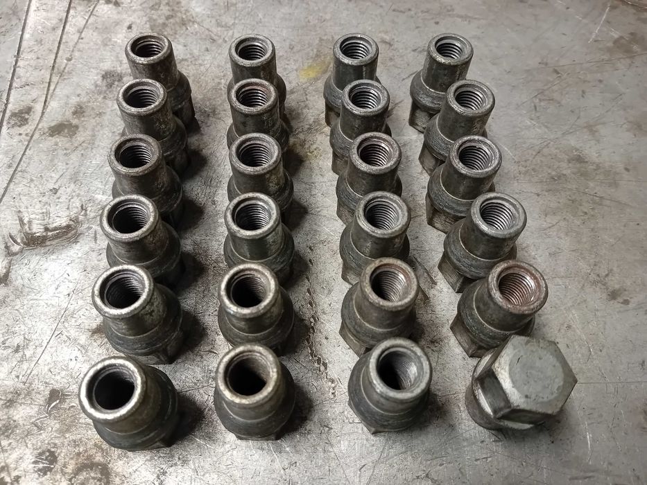 Felgi BORBET 18'' 6x139,7 + czujniki Mitsubishi Pajero IV F-VAT