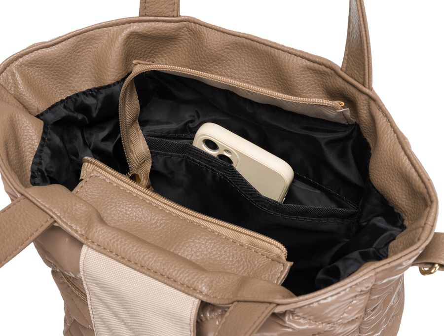 trapezowy, pikowany shopper z łańcuszkiem - peterson