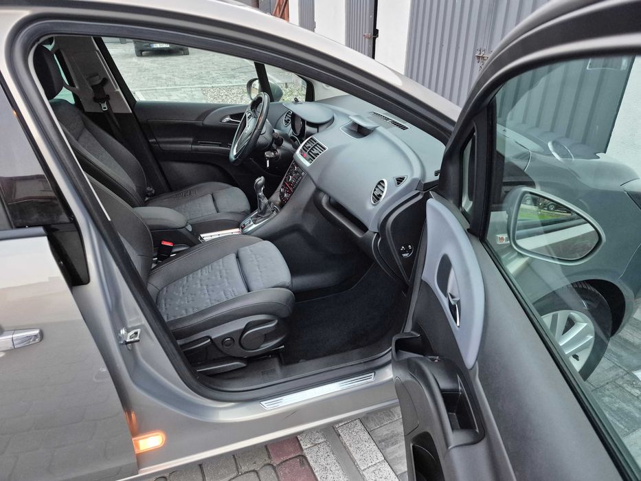Sprzedam Opel Meriva 1,4 140kM 2011 rok produkcji