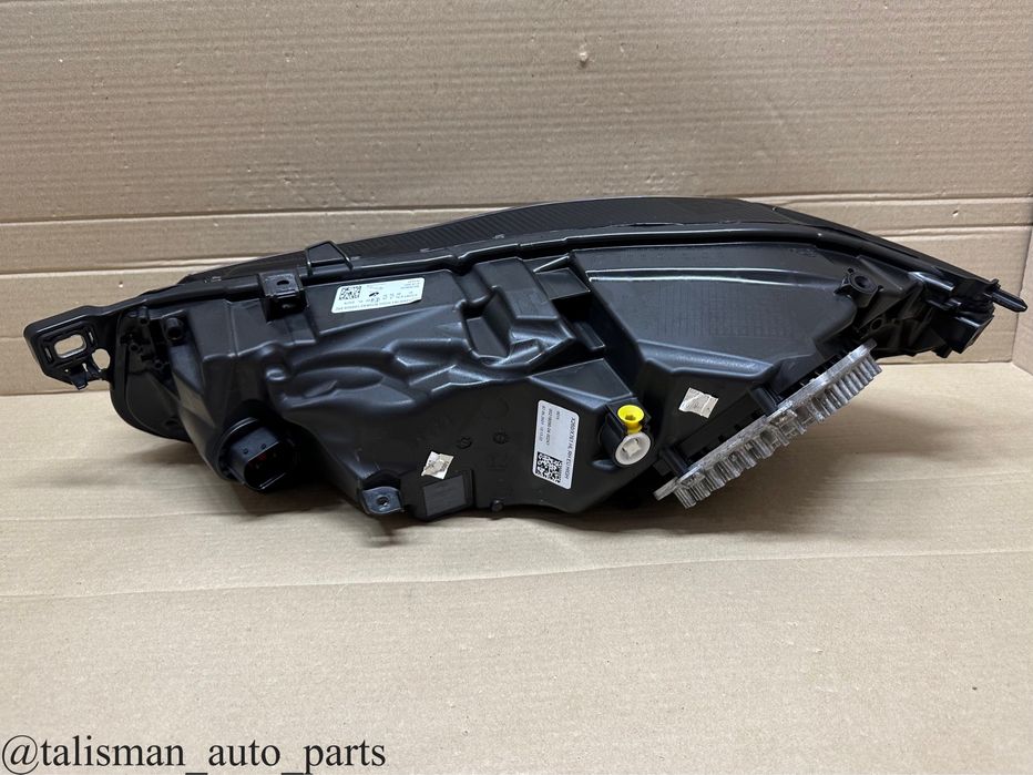 Jaguar Fpace XF фара передня фари оптика наявність RTMK83-13W029HC