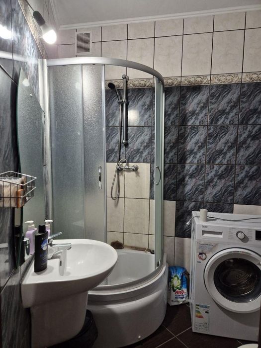 Продається будинок у місті Франківську 4 спалні