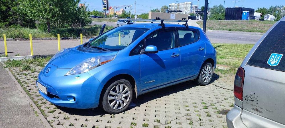 Абсолютно нові сталеві дуги G 38 на дах Nissan leaf