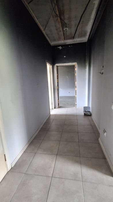 157м вул Університетська за 75000$