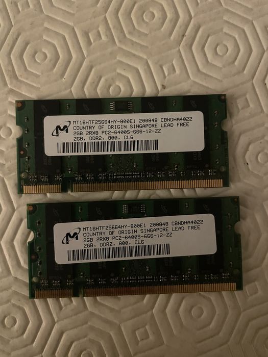 Memória RAM 4gb ( 2gb + 2gb)  DDR2 800
