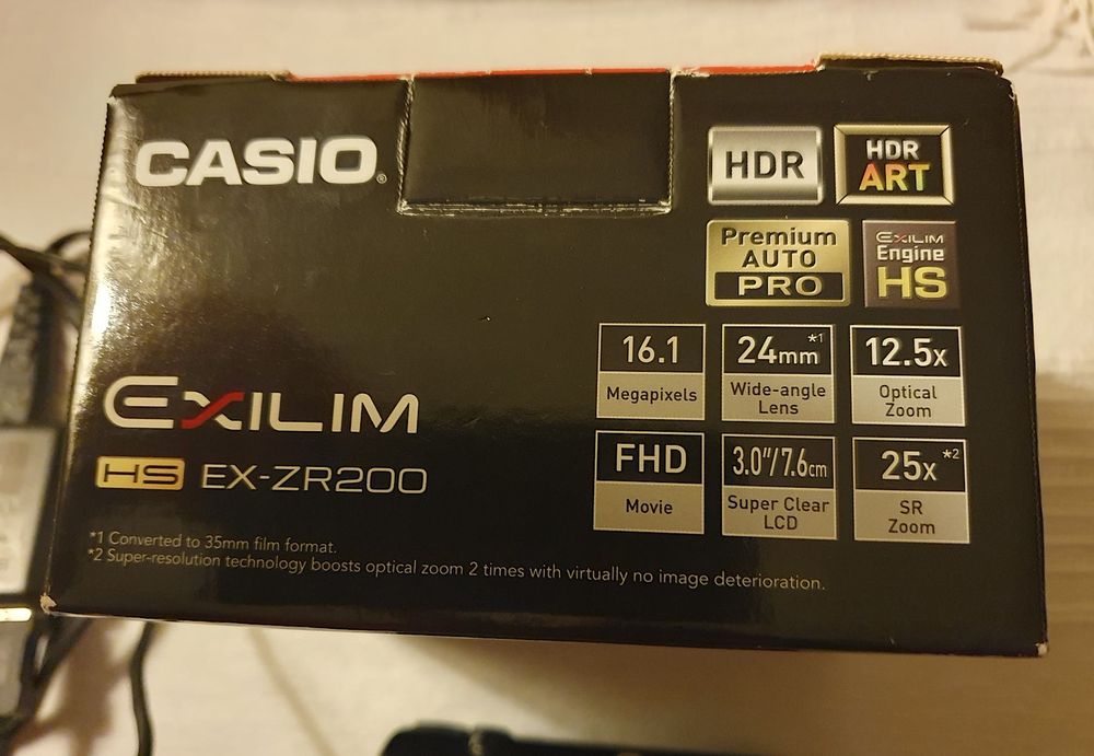 Máquina Fotográfica Casio Exilim XR200