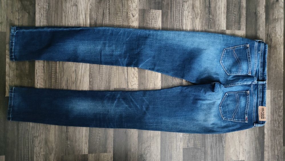 šwietne skinny HILFIGER 29/34 w super stanie