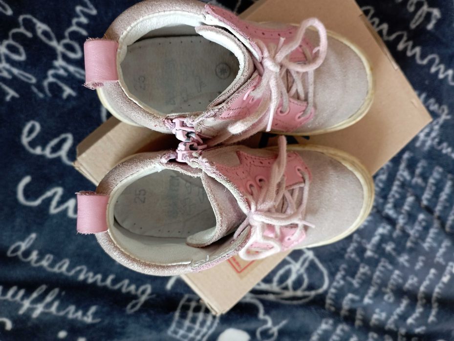 Buty dla dziewczynki trzewiki BARTEK - 25