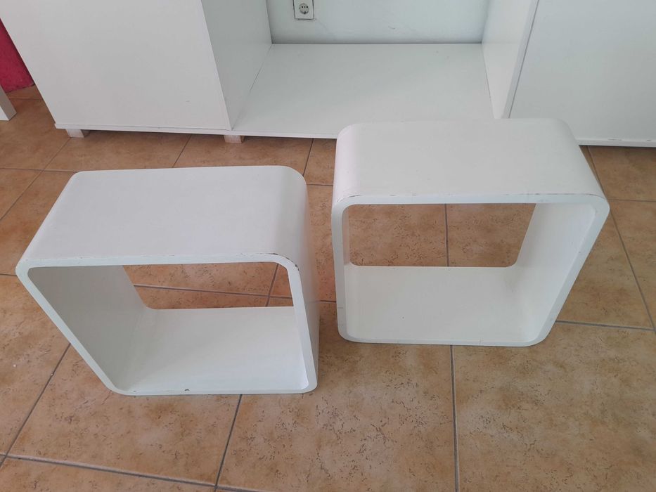 Cubos de madeira para montra