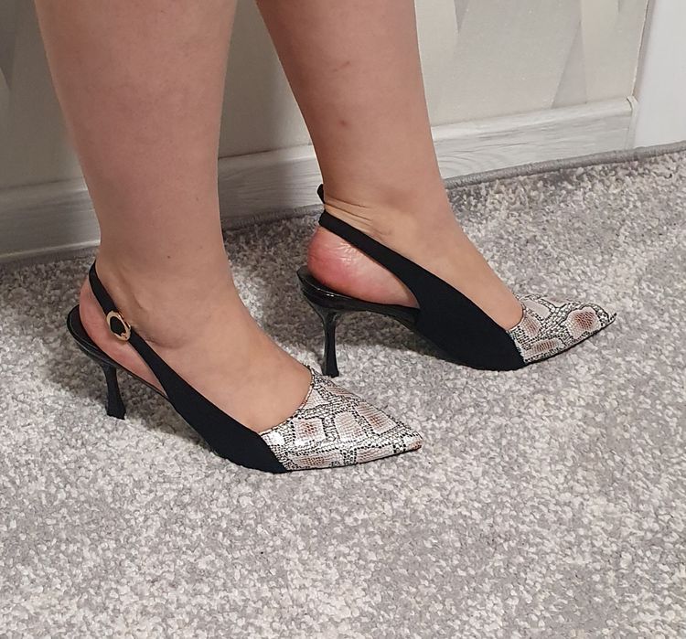 Туфли с открытой пяткой