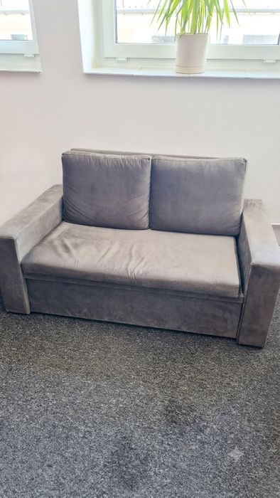 Rozkładana kanapa z funkcją spania – stan bardzo dobry | Płock