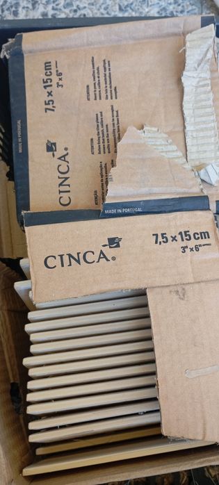 150 azulejos Cinca