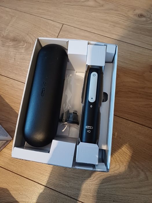 Szczoteczka Magnetyczna Oral-B iO 4
