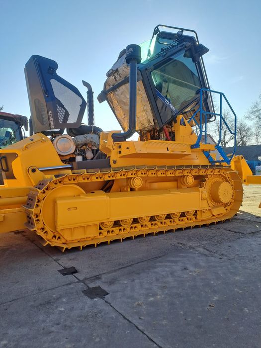 Spychacz  DRESSTA  TD16N