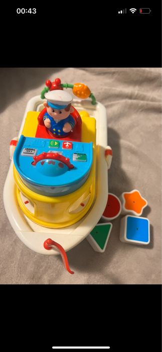 Kiddieland kuter rybacki- zabawka grająca i świecąca