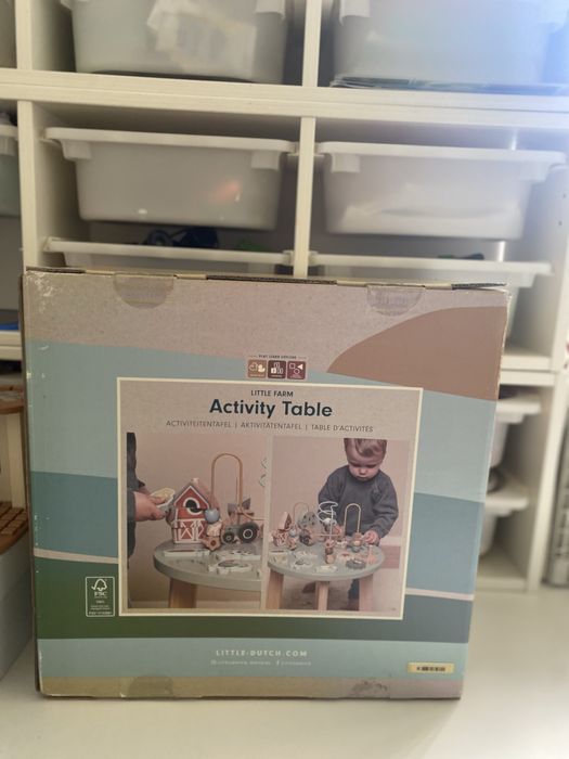Mesa atividades Little Dutch