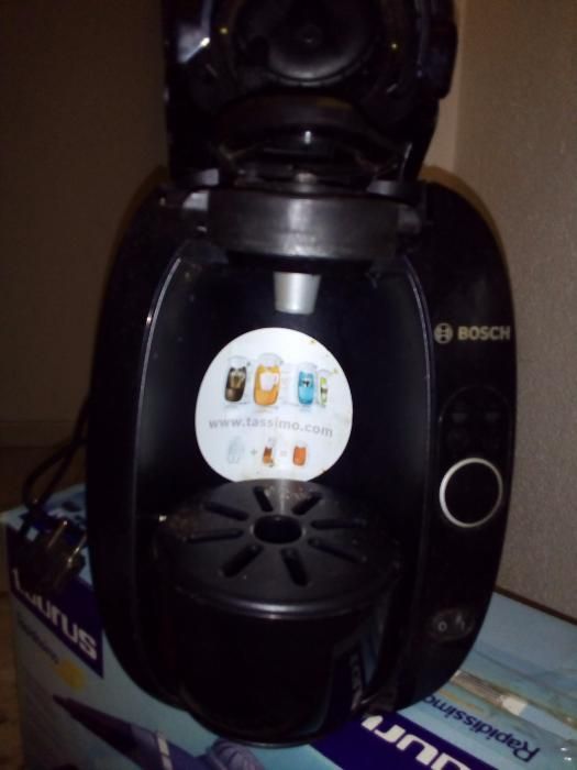 Vendo máquina café Tassimo Bosch