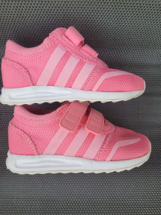 Buty adidas siateczkowe. Model los Angeles