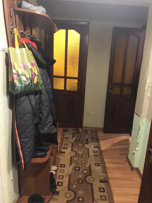 Продам 2 комн. кв-ру в п. Эсхар,  отопление газ. 2х конт. котел.