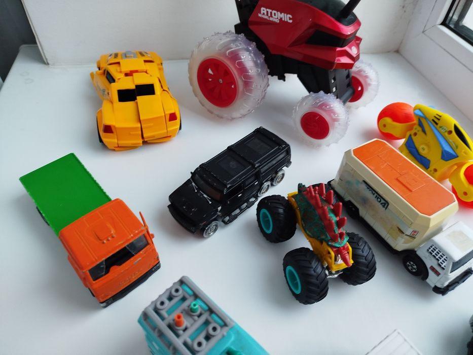 Дитячі машинки різні лот