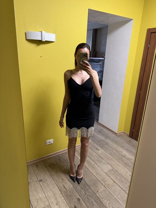 Платье в стразах …