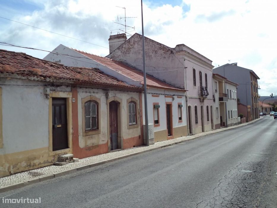 Terreno Urbano, 2 lotes / Entroncamento (Centro)