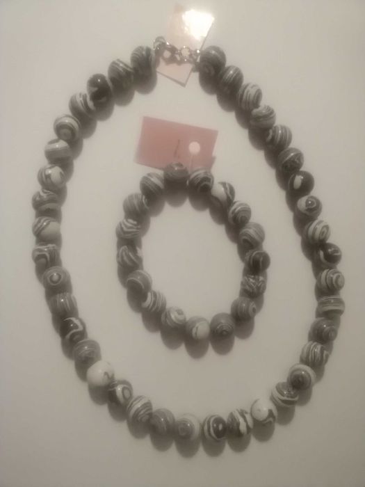 Komplet z malachitu zebra