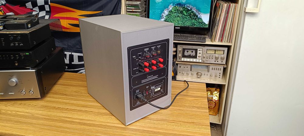 Сабвуфер Elac SUB 111.2 ESP  ( стан !! бас ! )