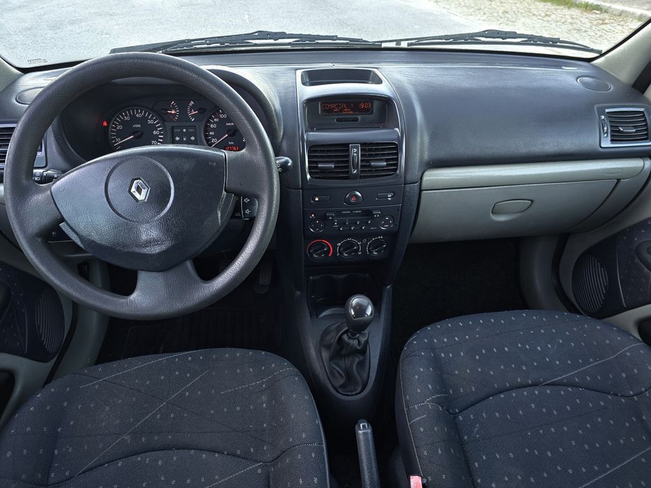 Renault Clio 1.2 - 127 Mil Km
