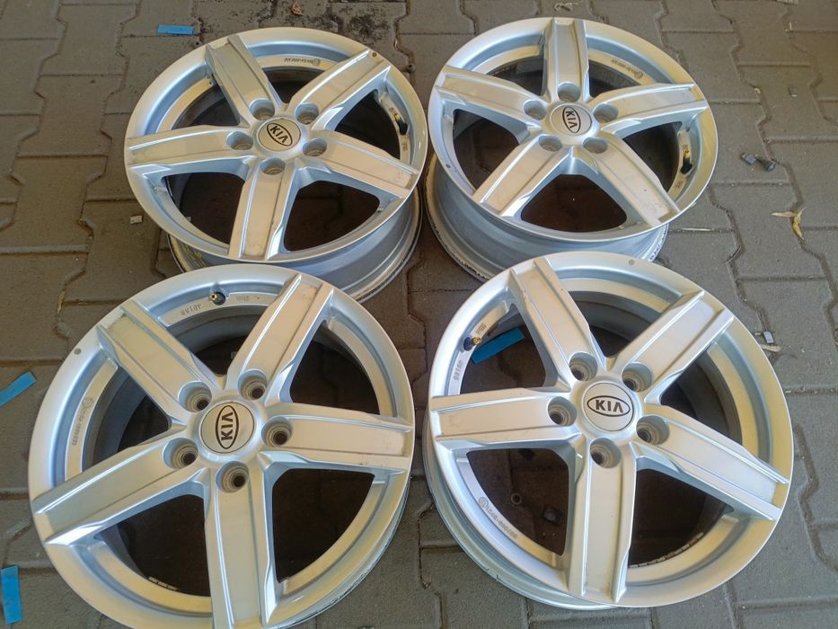 Felgi aluminiowe oryginalne Kia Hyundai 6,5jx16 et50 5x114,3