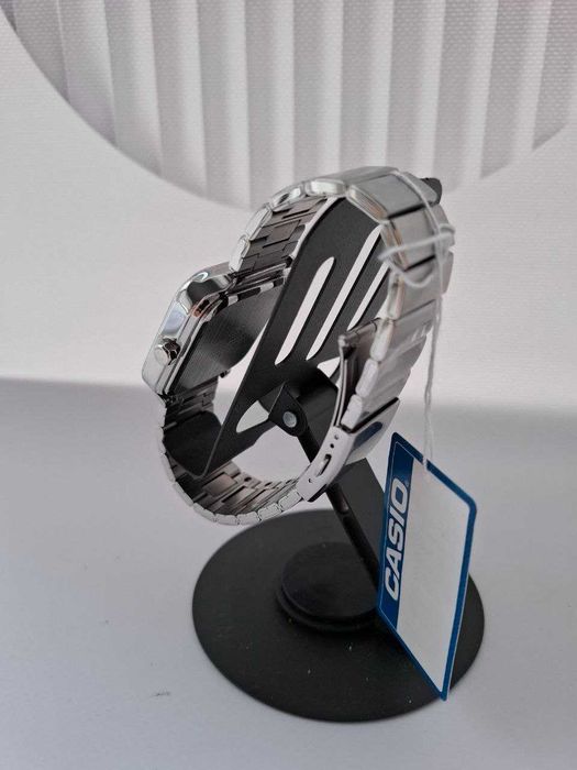 Casio MTP-M305D-1A Чоловічий наручний годинник з класичним дизайном