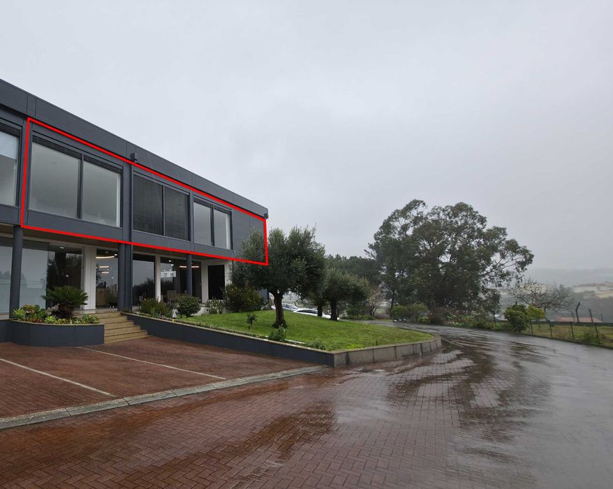 Espaço Comercial Para Aluguer