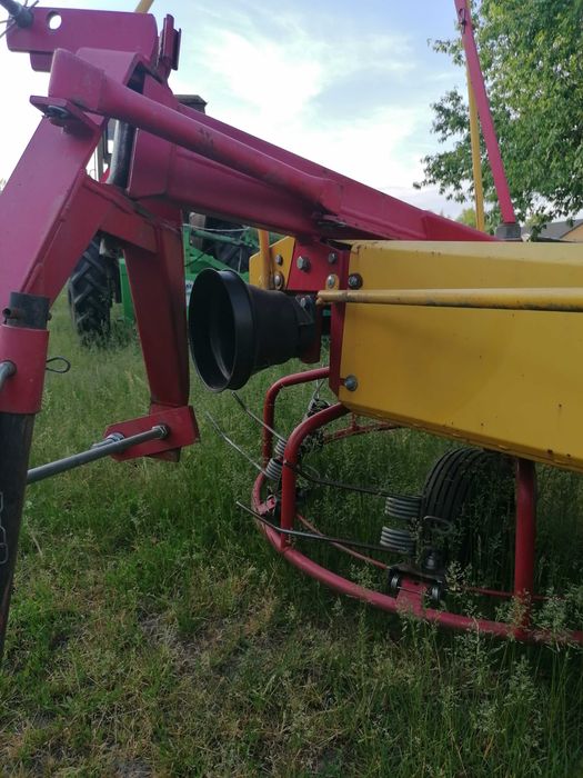przetrząsaczo zgrabiarka POMAROL